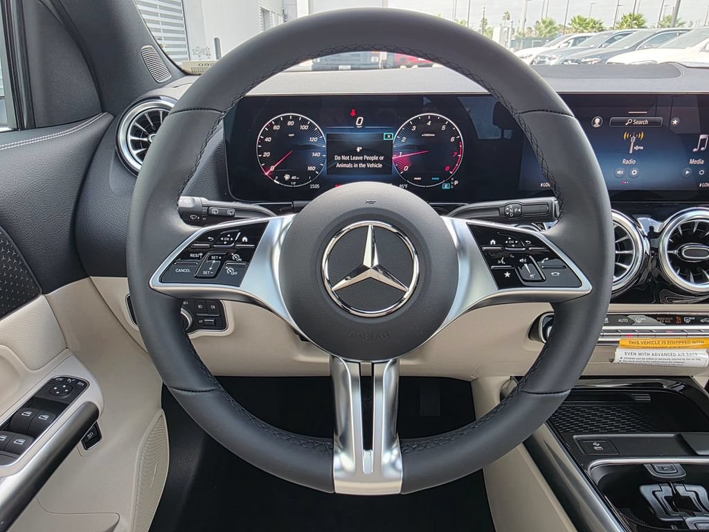 New 2026 Polar White Mercedes-Benz GLA 250 image 52