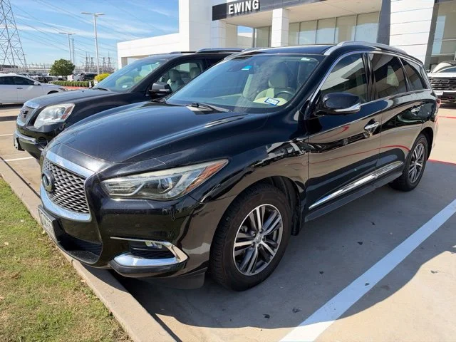 Used 2019 Black INFINITI LUXE image 2