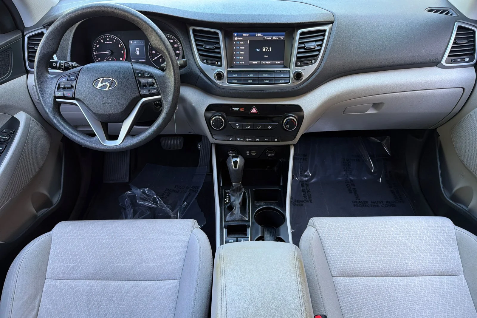Used 2018 Gray Hyundai SEL image 10