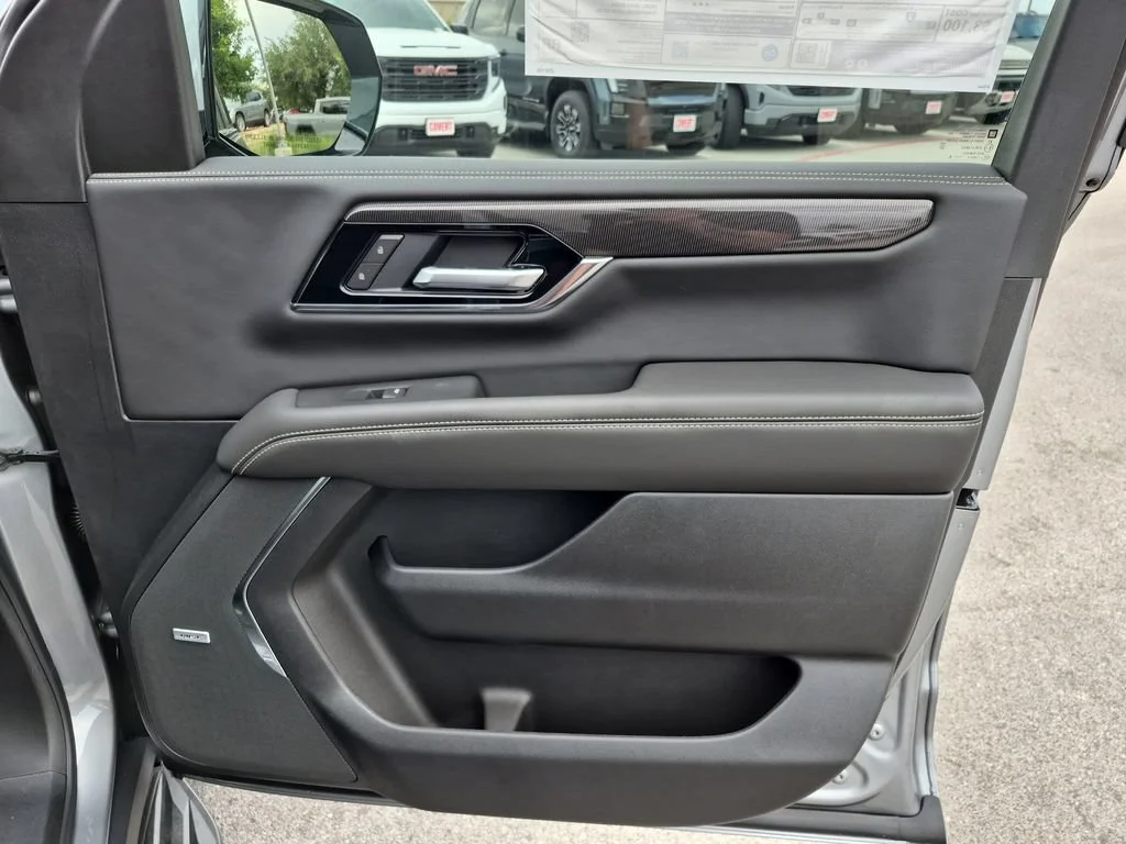 New 2026 Sterling Metallic GMC Elevation image 42