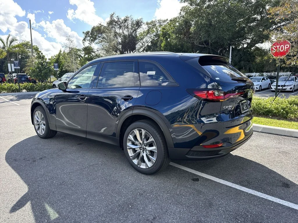 2026 Mazda CX-90 Preferred Package - Photo 12
