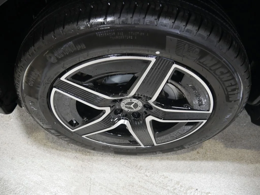 Certified Used 2026 Black Mercedes-Benz GLC 300 image 11