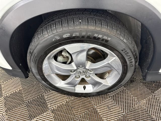 Used 2018 White Honda LX image 28