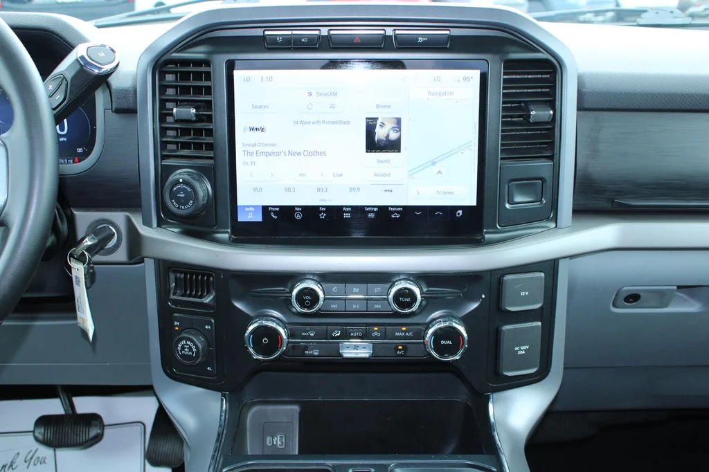 Used 2024 Black Metallic Ford XLT image 22