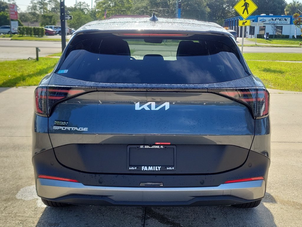 New 2026 Gravity Gray Kia EX image 5