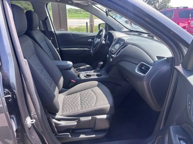 Used 2020 Gray Chevrolet LT image 31