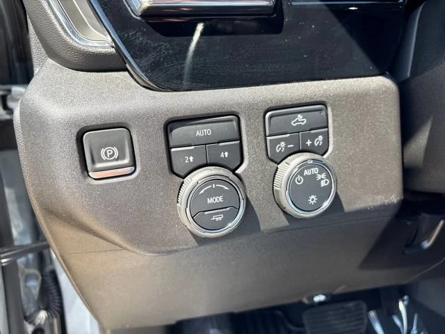 2024 Chevrolet Silverado 1500 LT - Photo 25