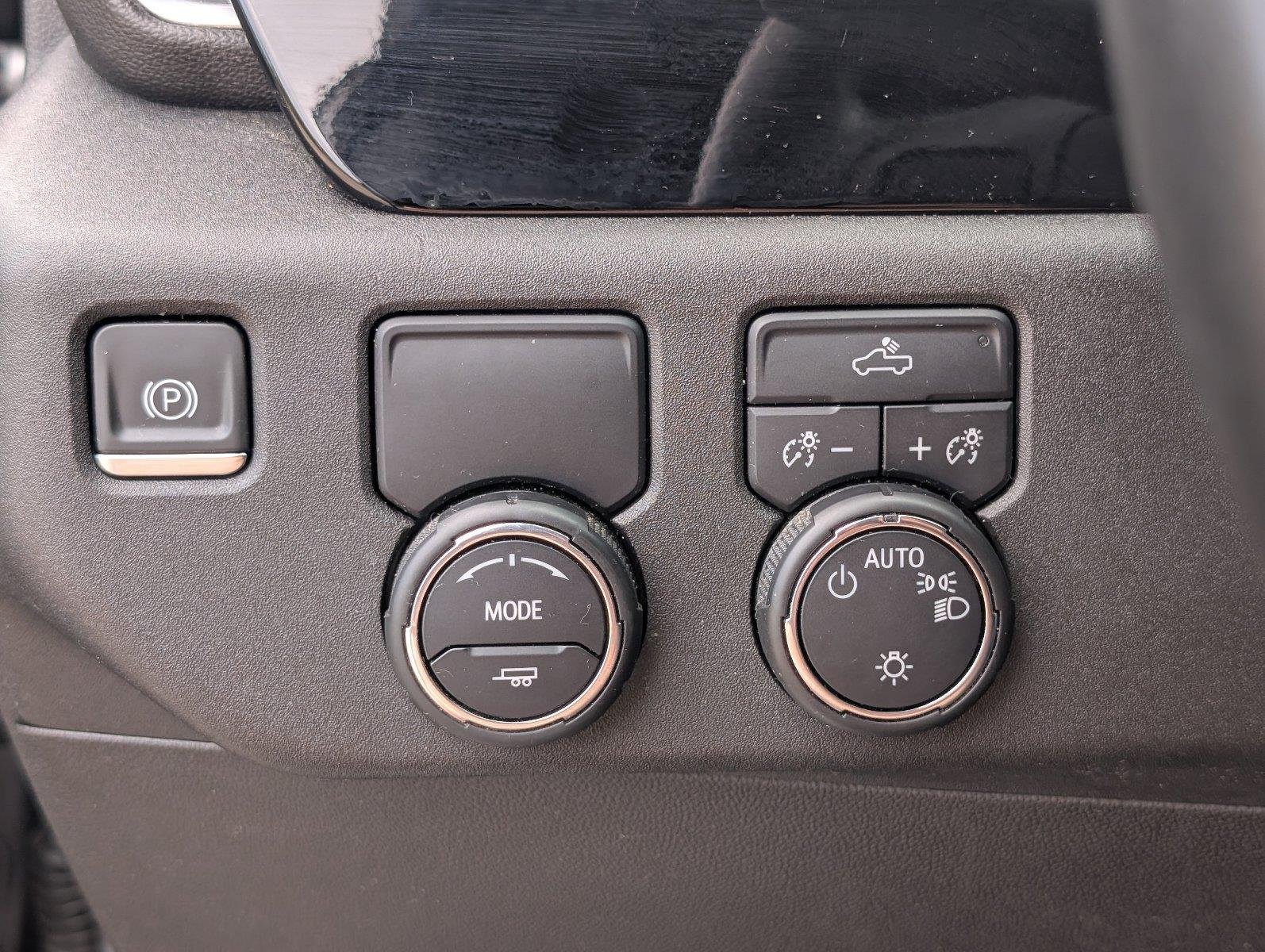 Used 2023 STERLING GRAY METALLIC Chevrolet LT image 30