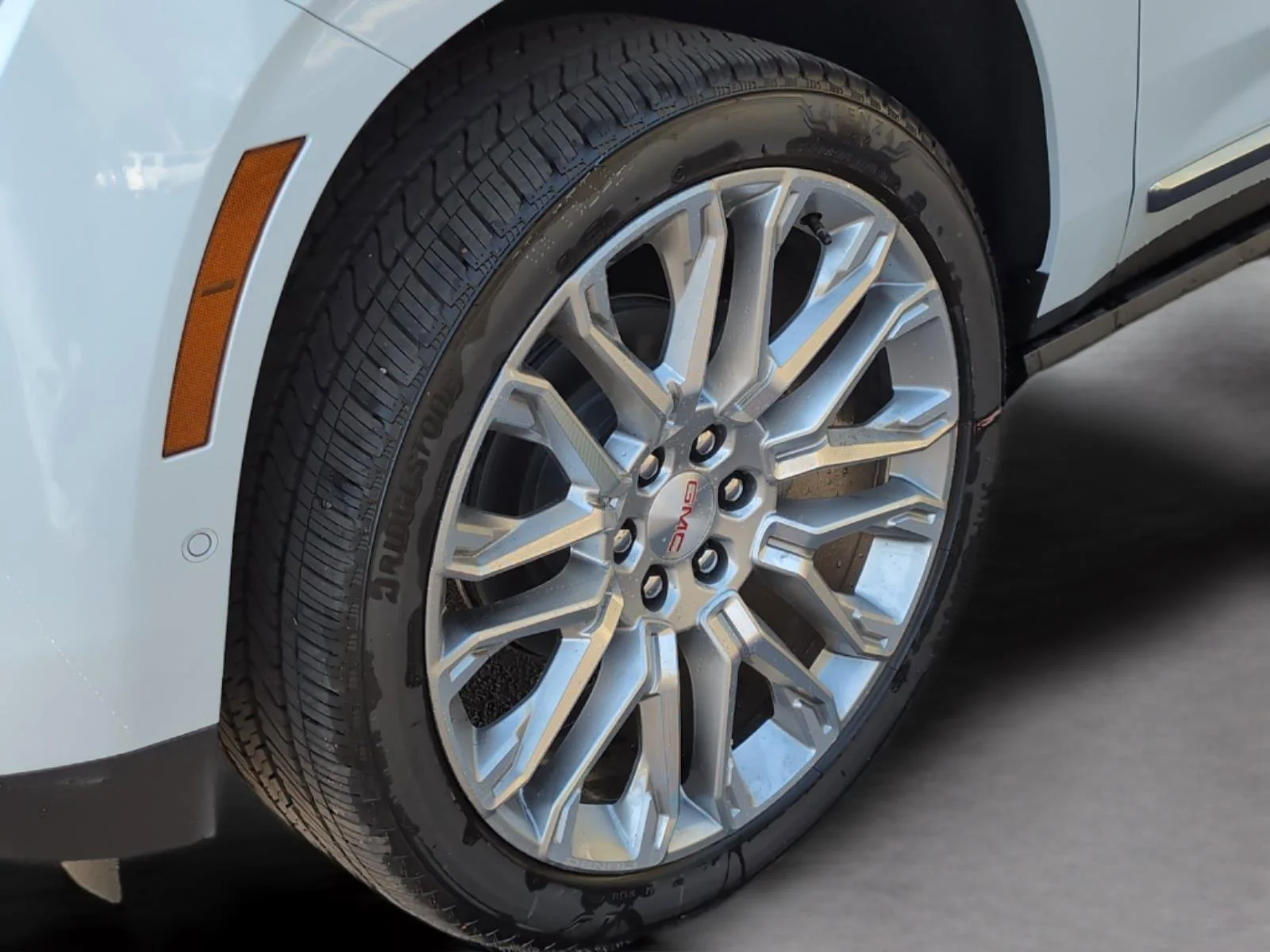 New 2026 Glacier White Tricoat GMC Denali image 10