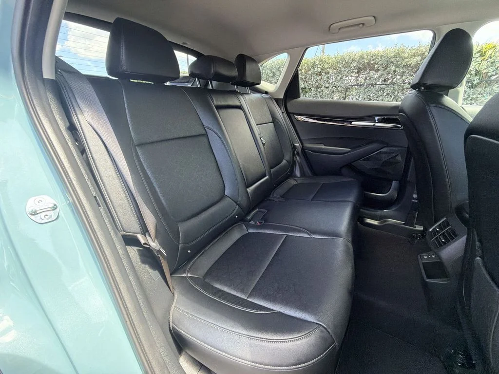 Used 2024 Blue Kia SX image 34