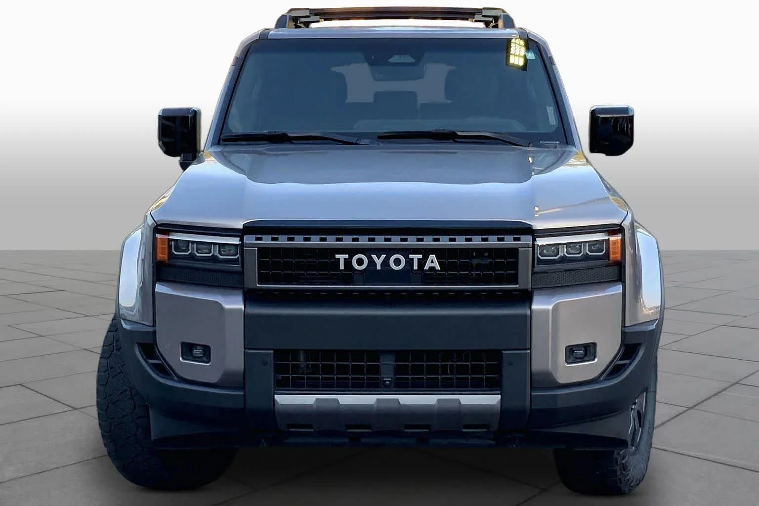 Used 2024 Meteor Shower Toyota  image 4
