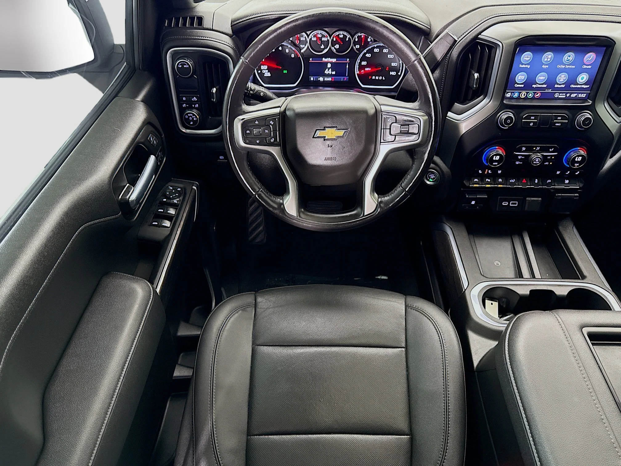 Used 2021 IRIDESCENT PEARL TRICOAT Chevrolet LTZ image 26