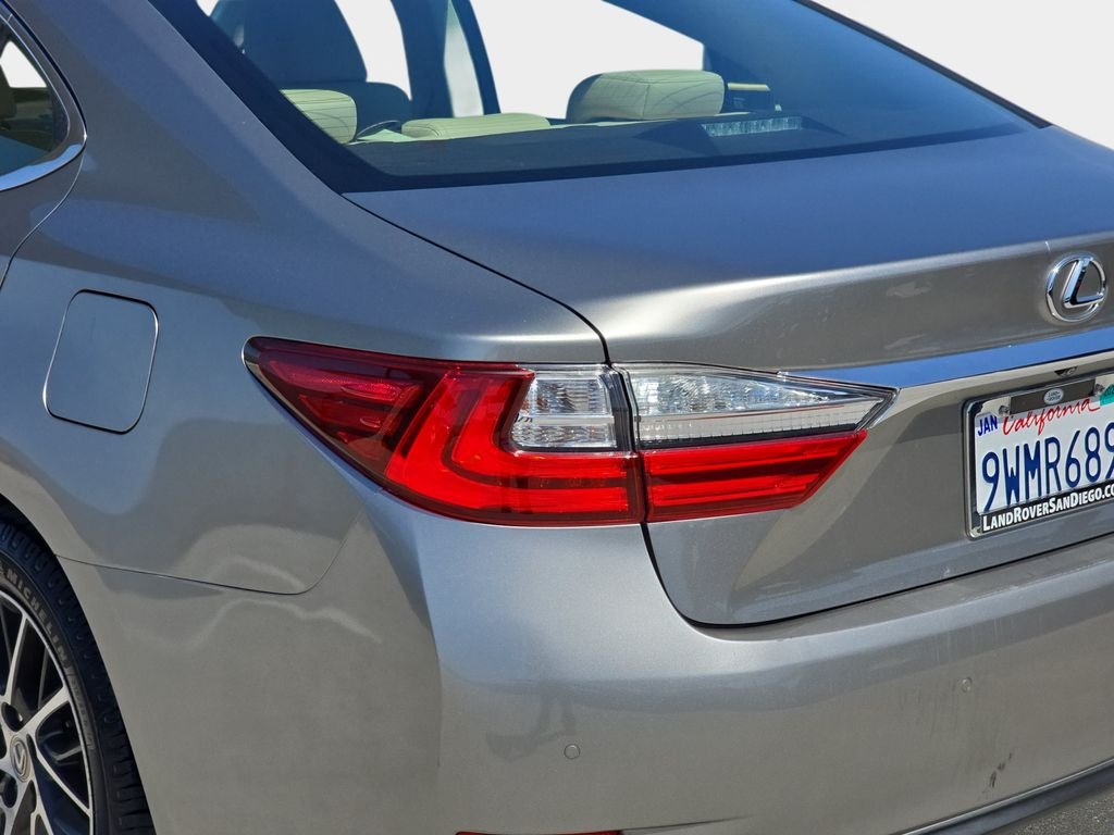 Used 2017 Silver Lexus 350 image 37