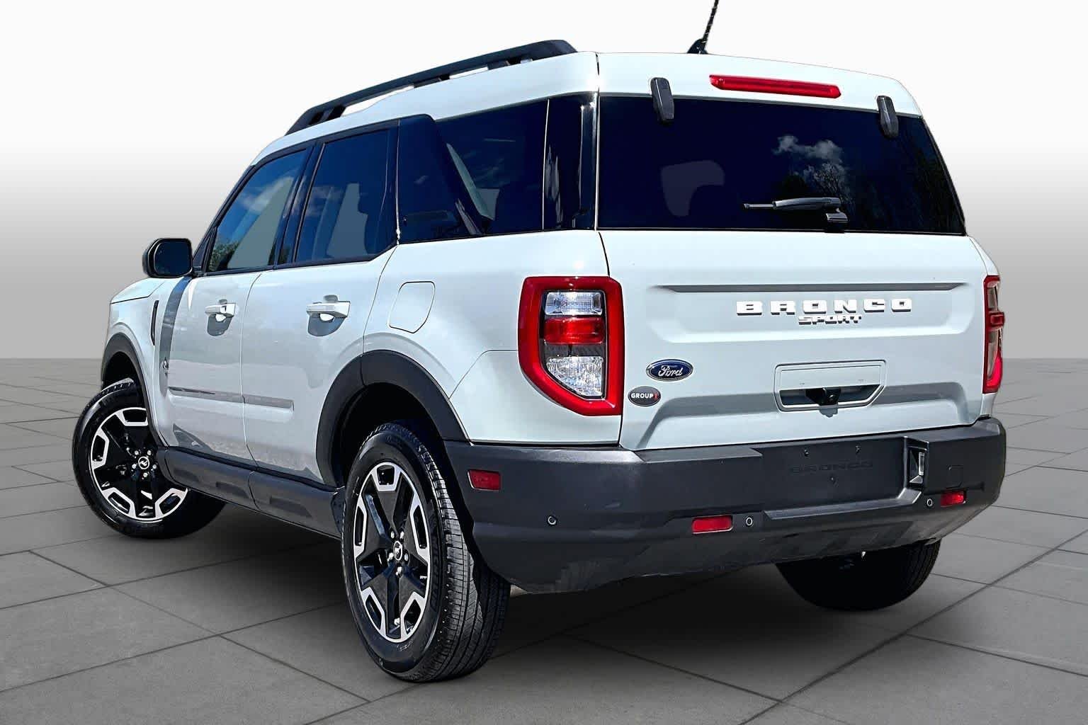 Used 2023 Cactus Gray Ford Outer Banks image 22