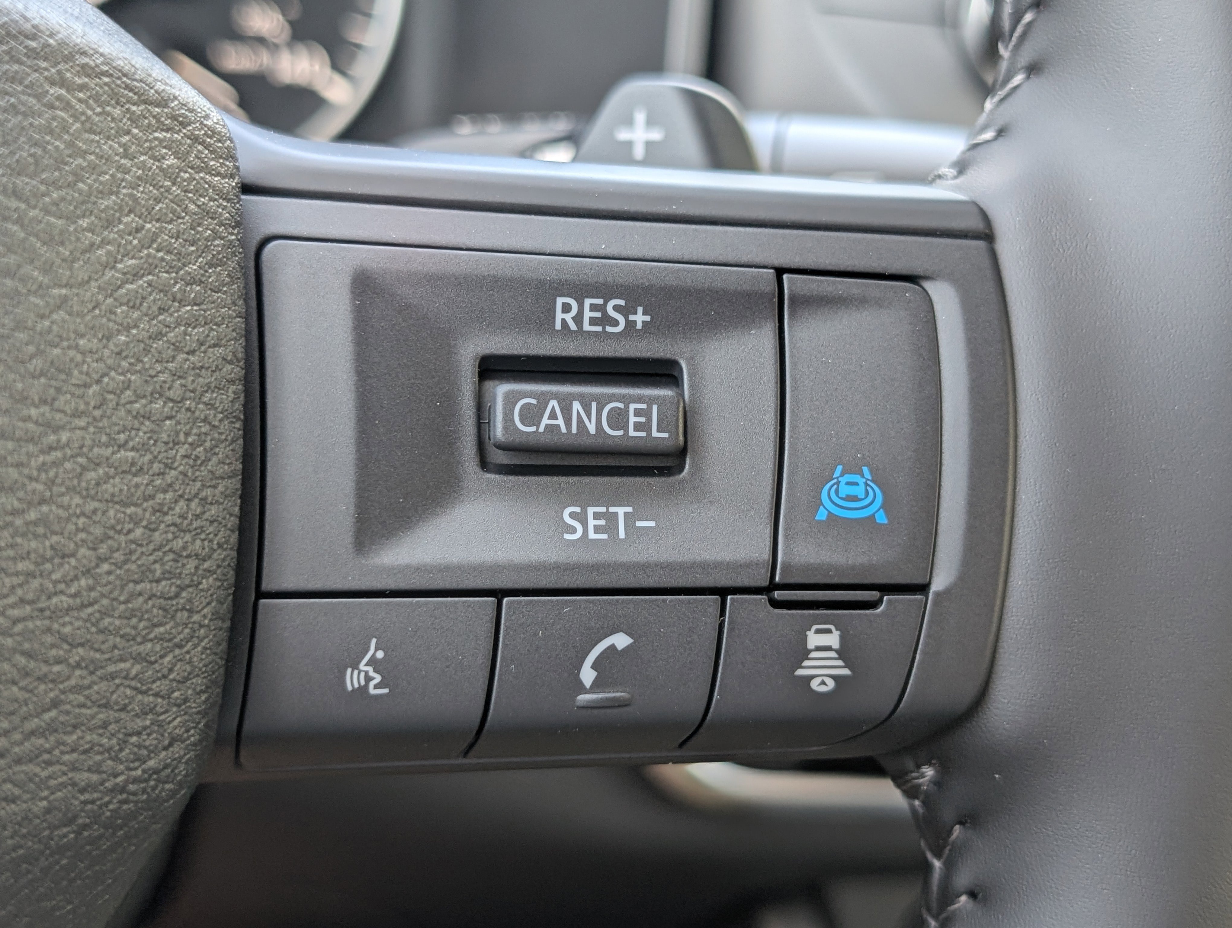 New 2026 Everest White Pearl TriCoat Nissan SV image 23