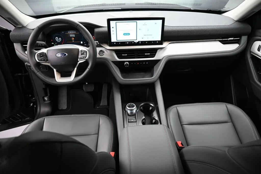 New 2026 Agate Black Metallic Ford Active image 22