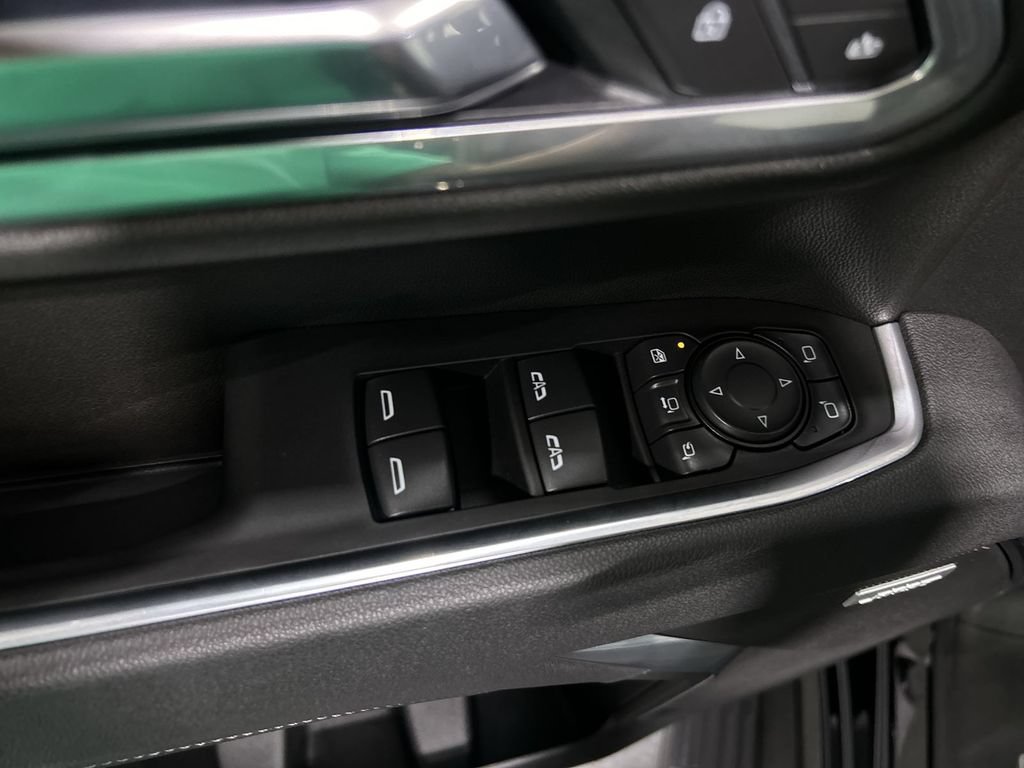 Used 2026 Black Chevrolet LTZ image 15