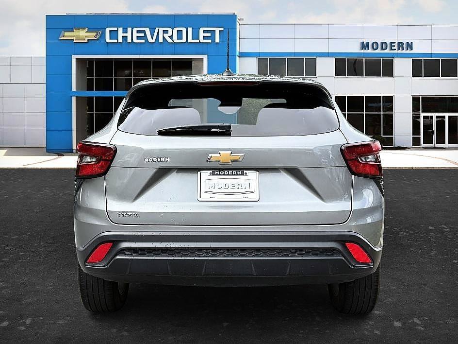 Used 2024 Sterling Gray Metallic Chevrolet LS image 4