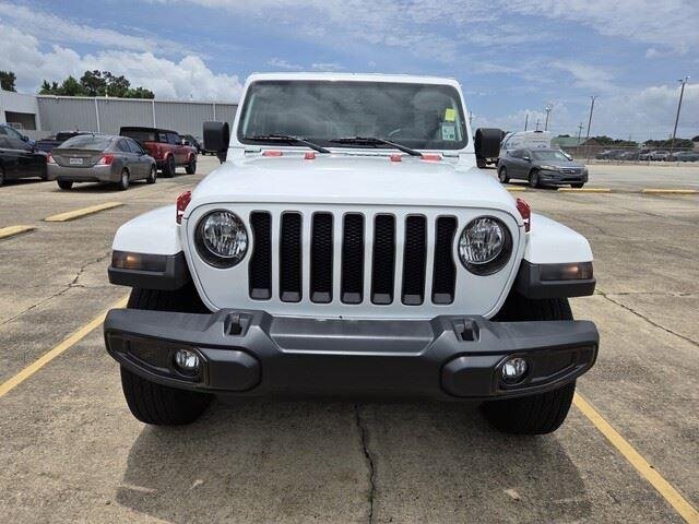 Used 2021 Bright White Clearcoat Jeep Unlimited Sahara image 8
