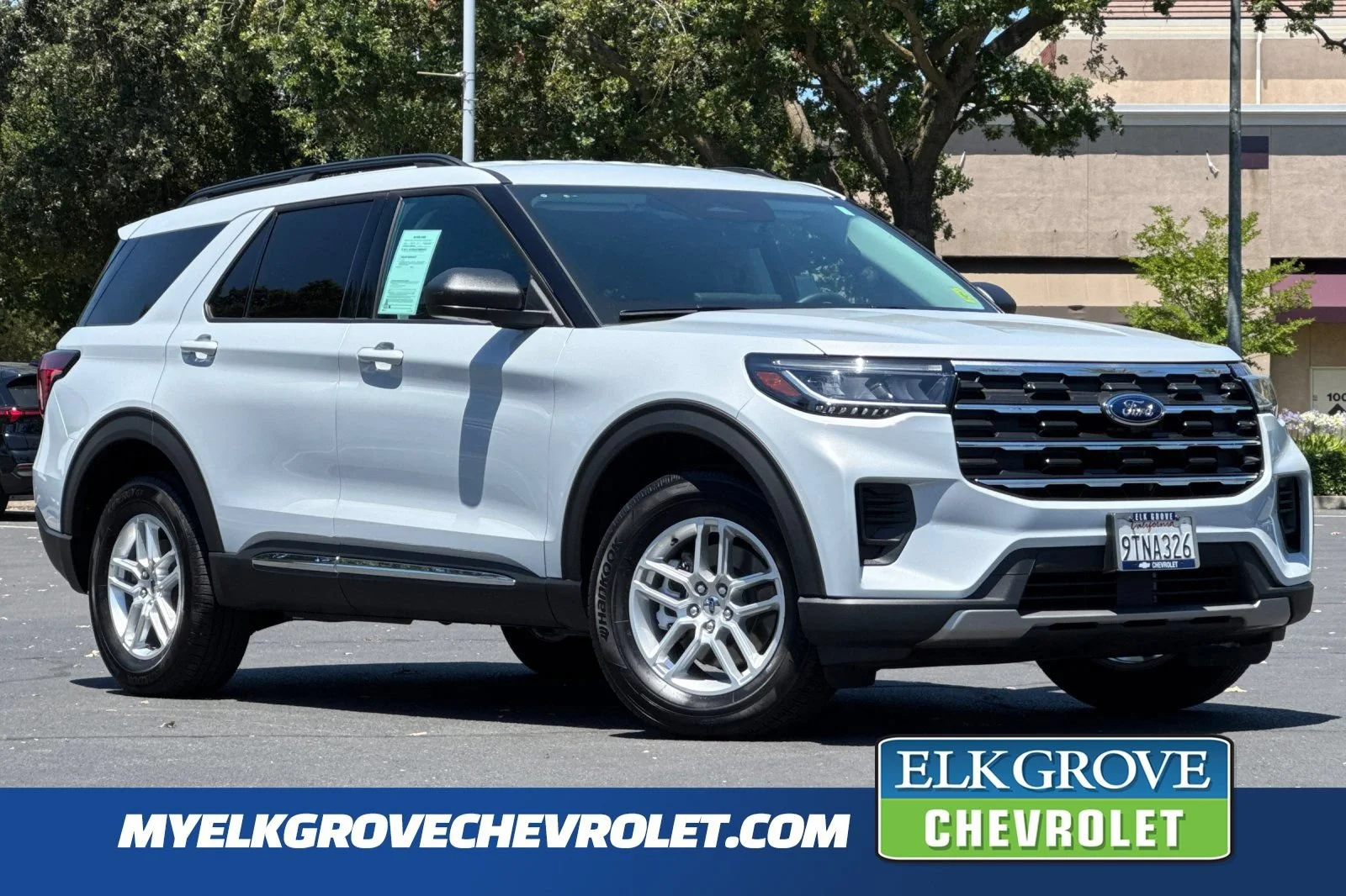 2025 Ford Explorer Active 4WD (PL535)'s photo