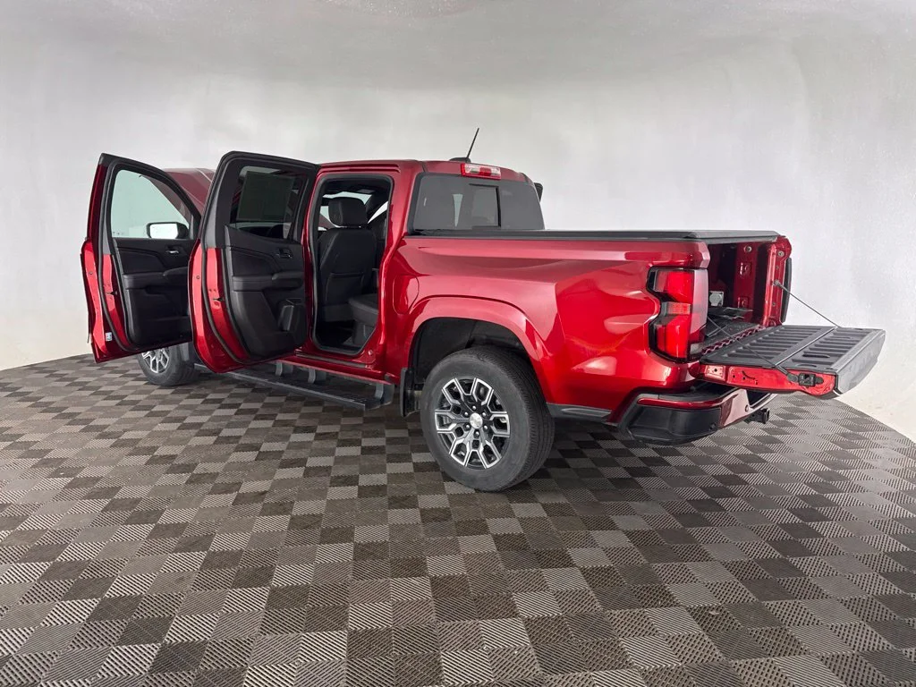 Used 2023 Red Chevrolet LT image 18
