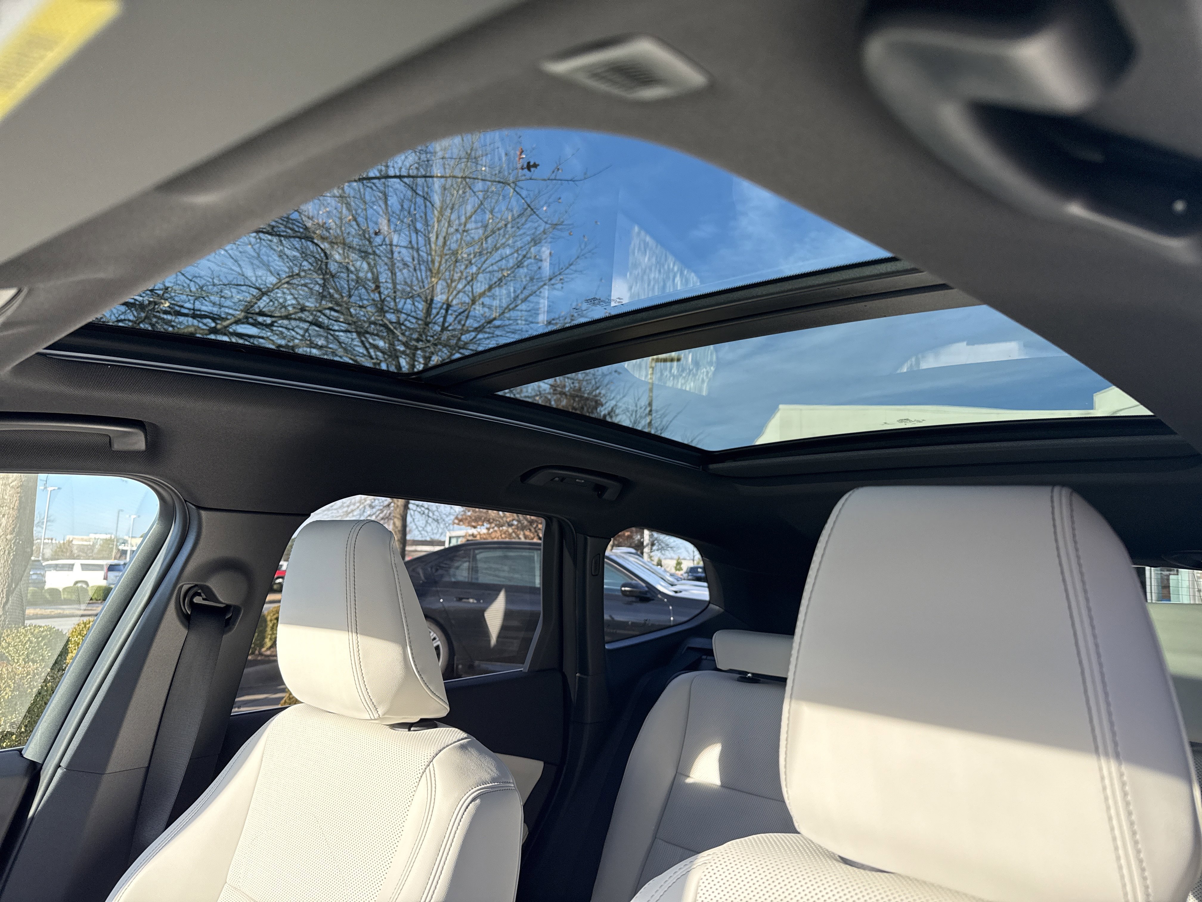 Used 2026 Night Dusk Blue Metallic BMW xDrive28i image 9