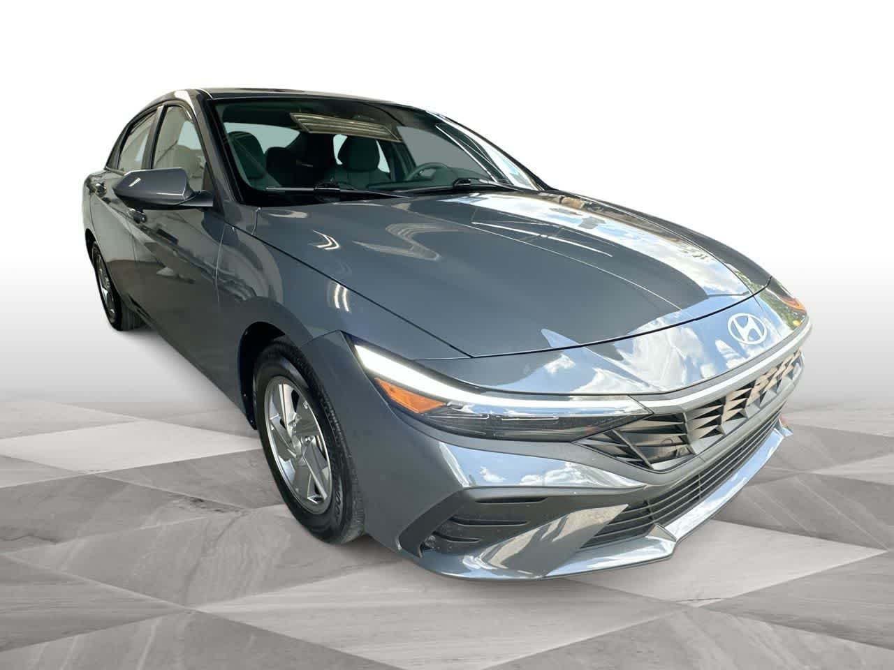 Certified 2025 Hyundai Elantra SE with VIN KMHLL4DGXSU052679 for sale in Miami Gardens, FL