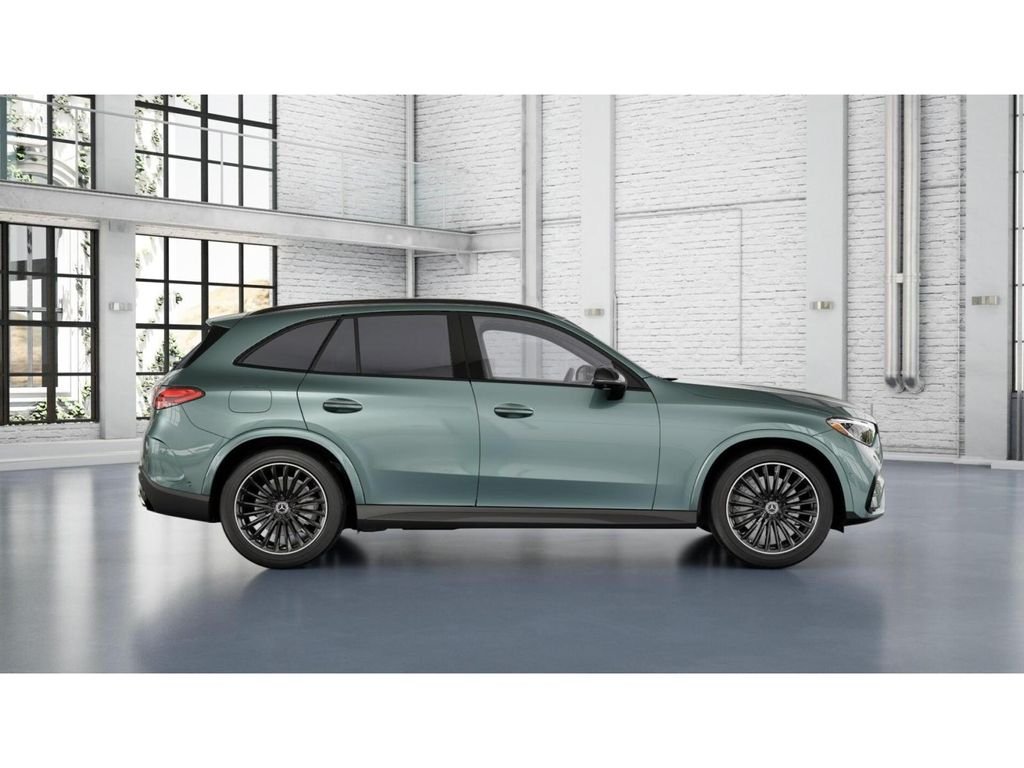 New 2027 Verde Silver Metallic Mercedes-Benz GLC 300 image 2