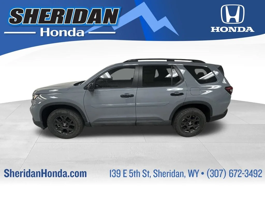 2025 Honda Pilot TrailSport AWD's photo