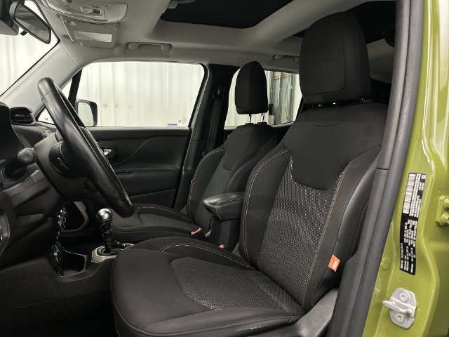 Used 2016 Green Jeep Latitude image 18
