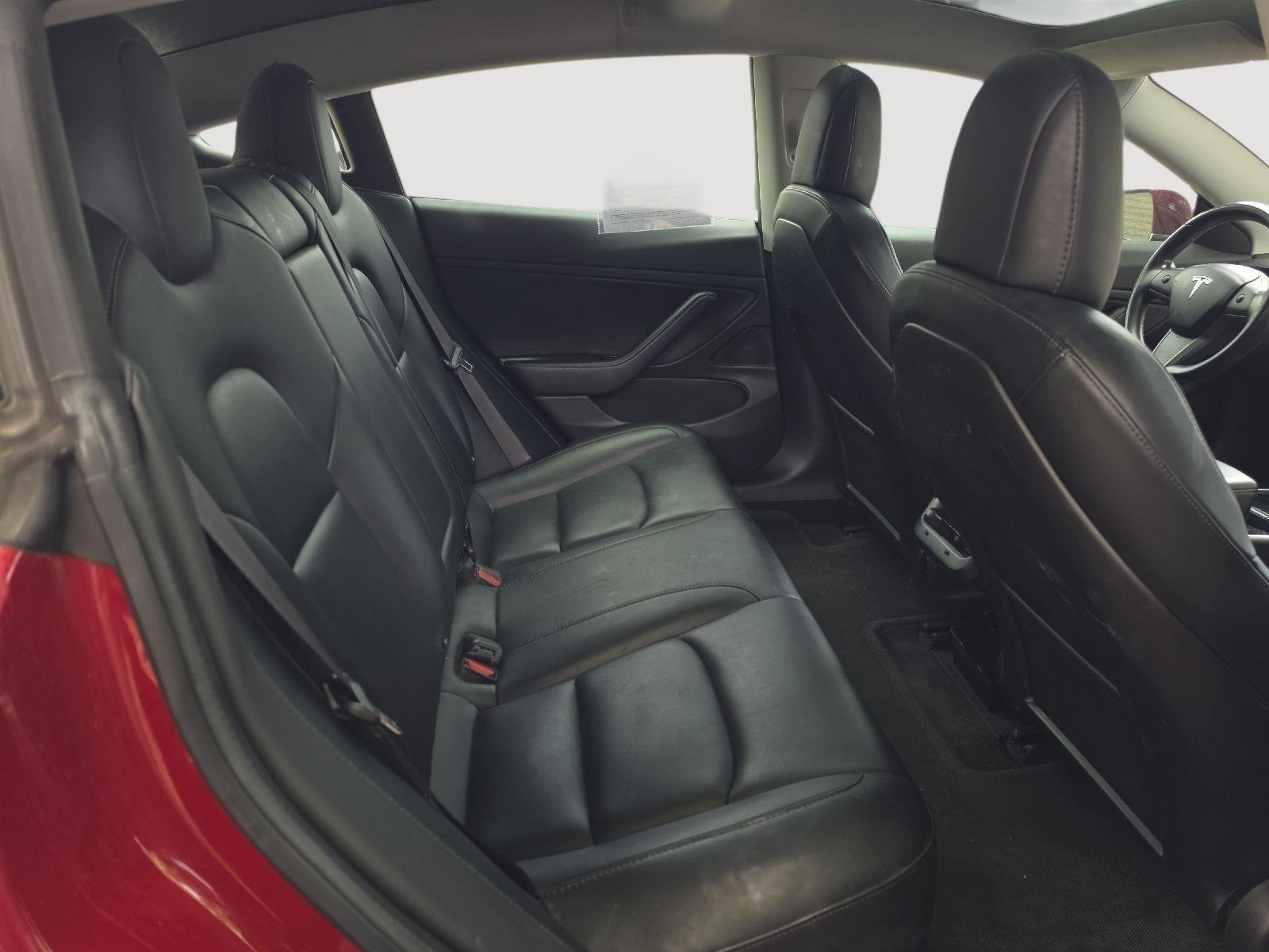 Used 2018  Tesla Long Range Battery image 17