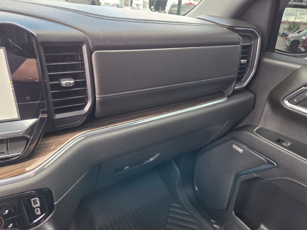 Used 2023 Gray Chevrolet RST image 31