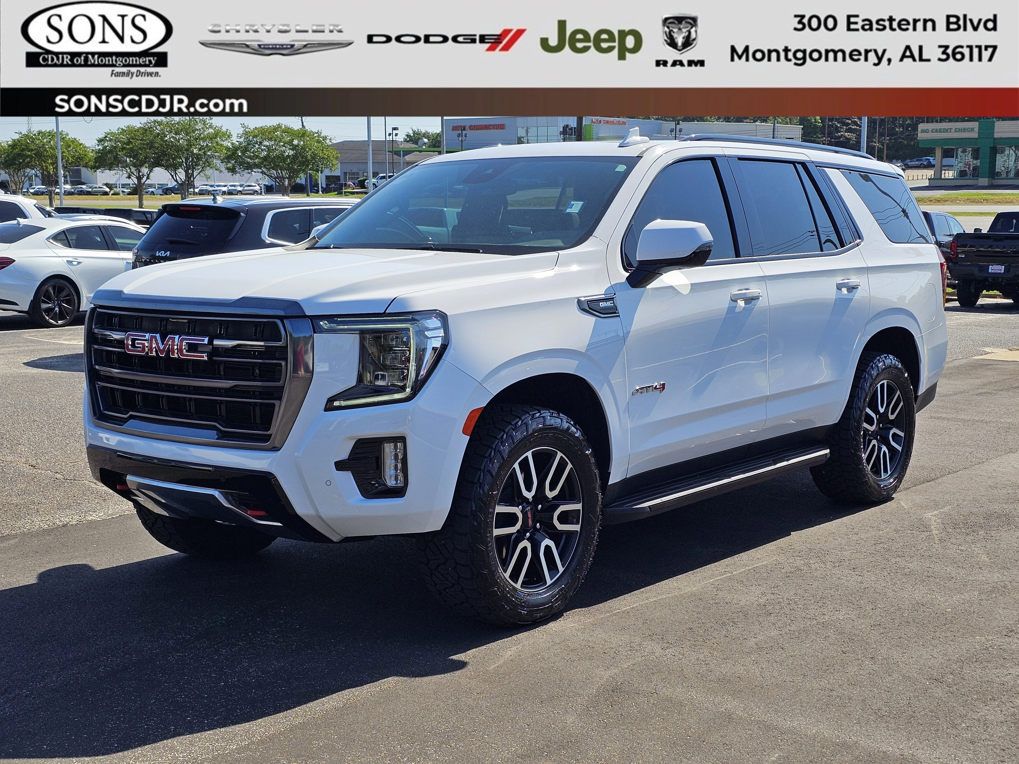 2024 GMC Yukon 4WD AT4's photo