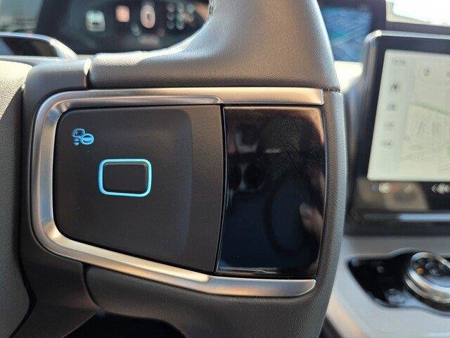 New 2027 Glacier Gray Metallic Tri-Coat Ford MAX Active image 14