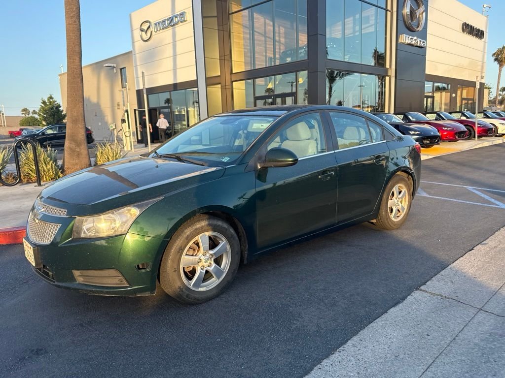 Used 2014 Chevrolet Cruze 1LT with VIN 1G1PC5SB4E7215731 for sale in Oxnard, CA