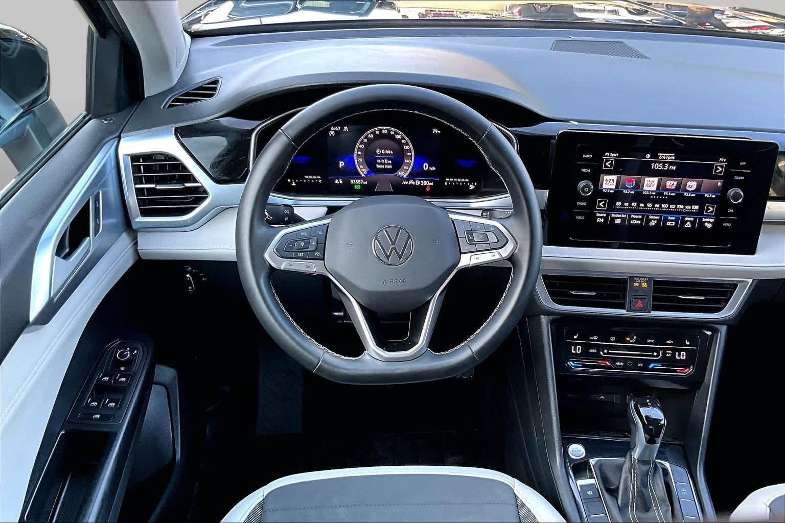 Pre-Owned 2025 Volkswagen Taos SE
