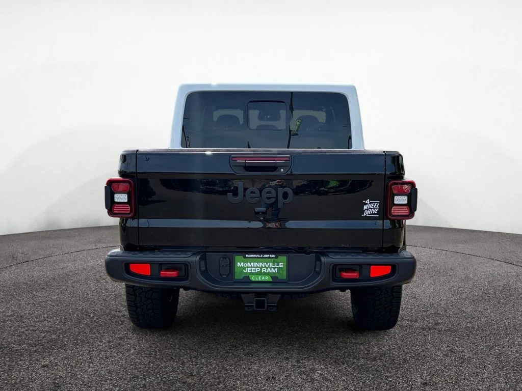 New 2026 Black Clear-Coat Exterior Paint Jeep Rubicon image 4
