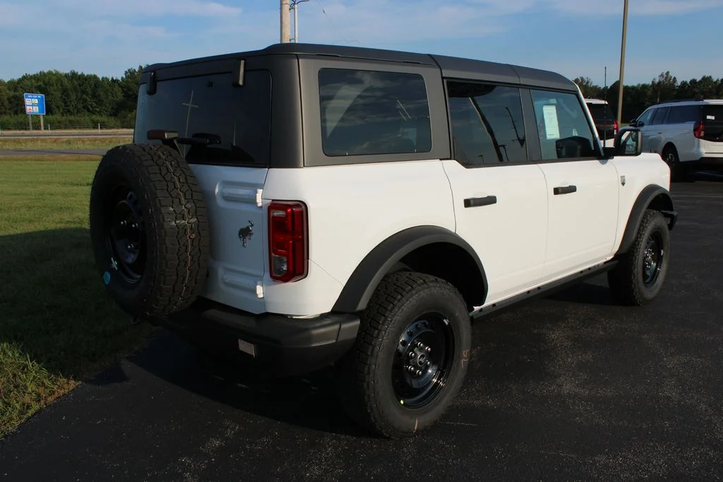 New 2026 Oxford White Ford Big Bend® image 15