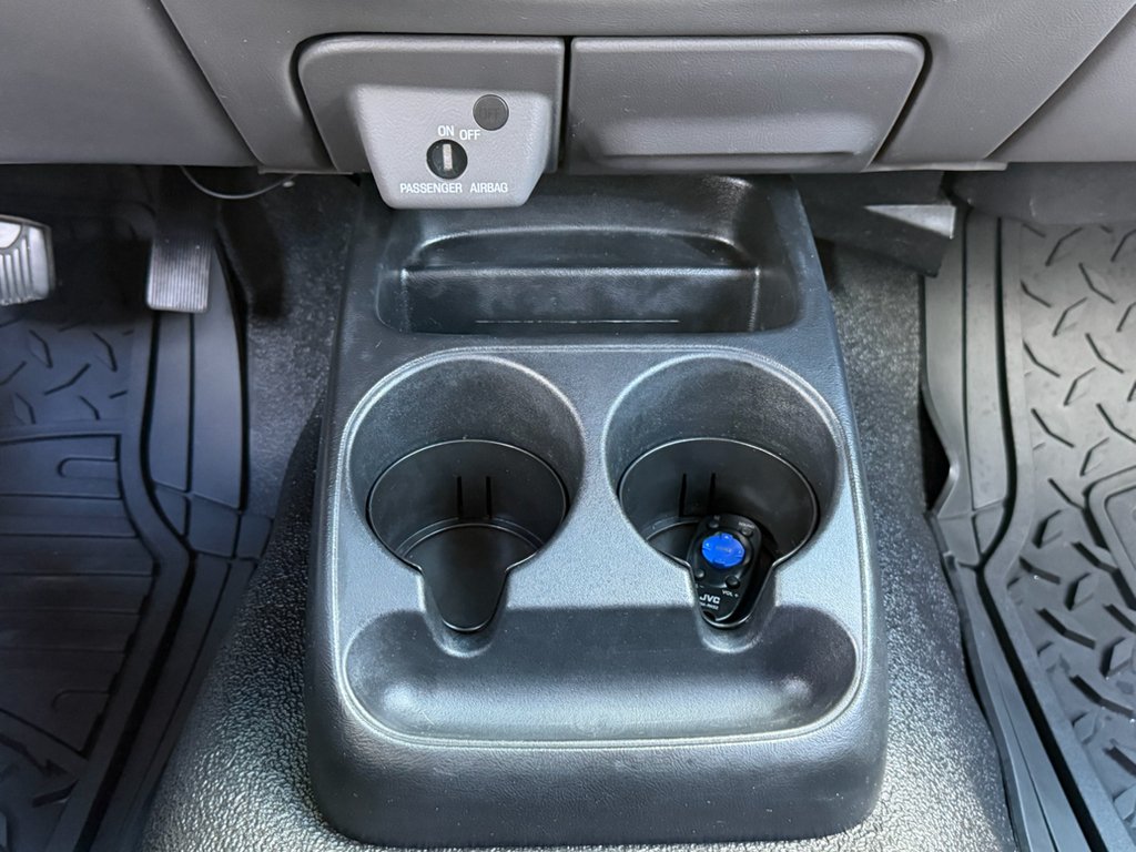 Used 2003 Blue Ford  image 21