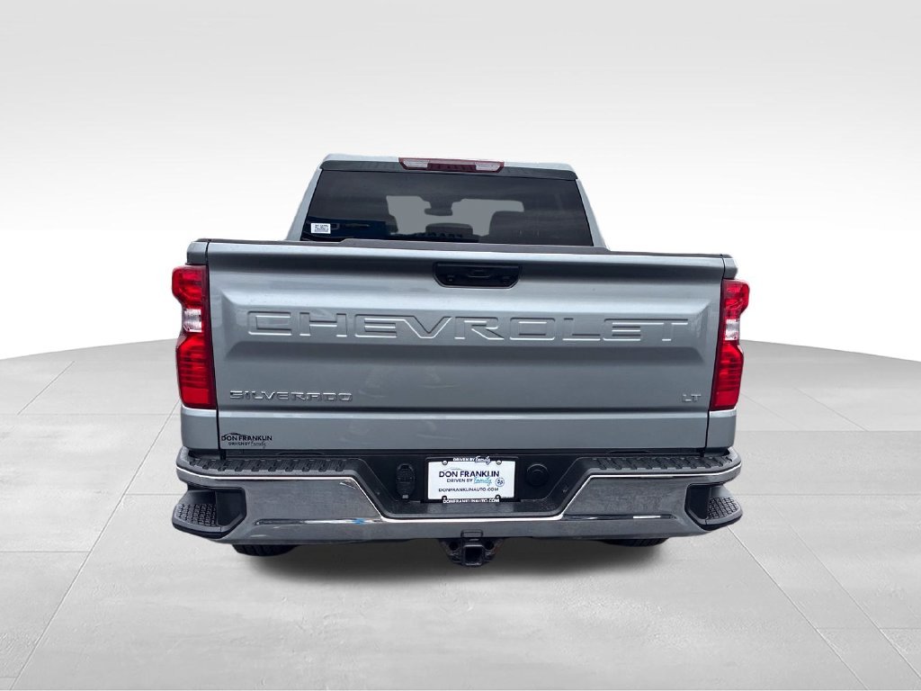 Used 2023 Gray Chevrolet LT image 4