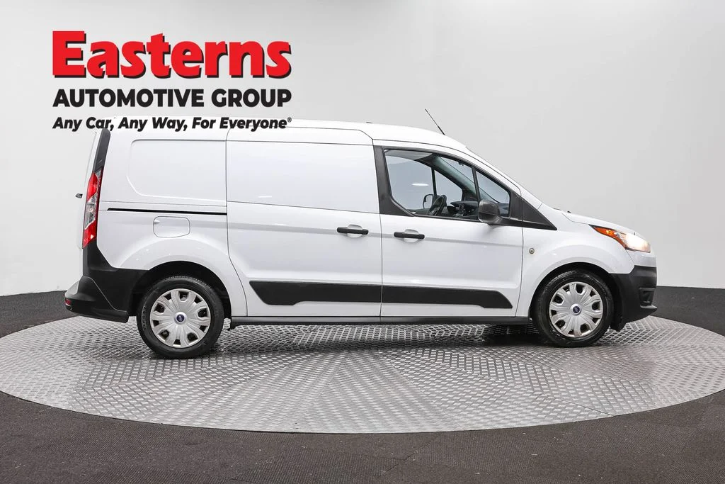 Used 2019 White Ford XL image 4