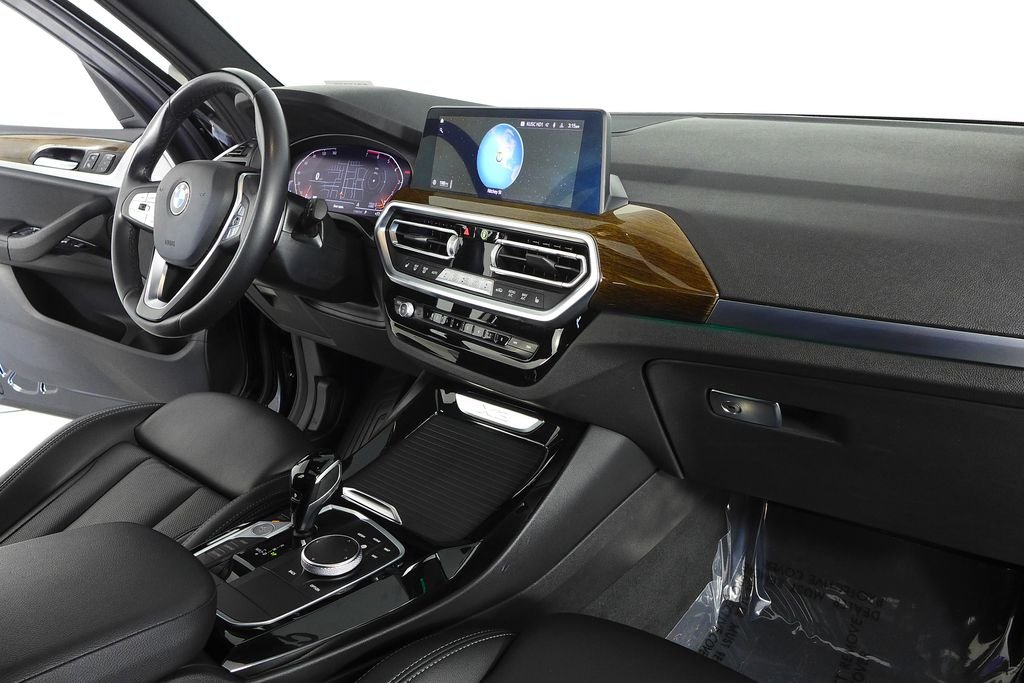 Used 2023 Black Sapphire Metallic BMW sDrive30i image 13