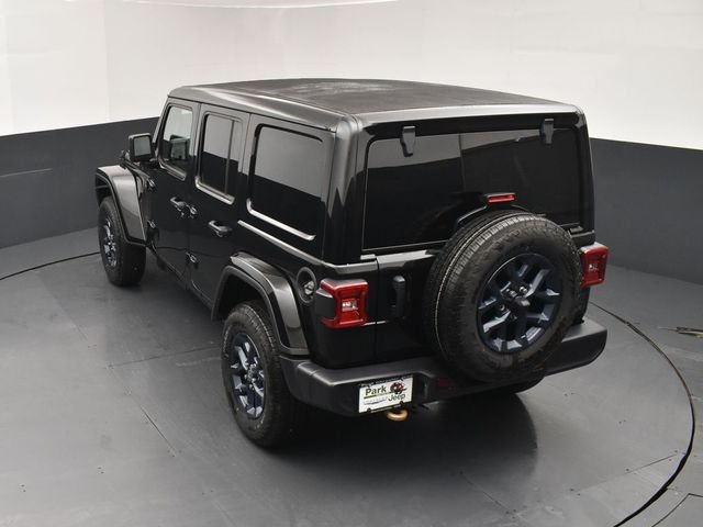 New 2026 Black Clear-Coat Exterior Paint Jeep 85th Anniversary Edition image 16