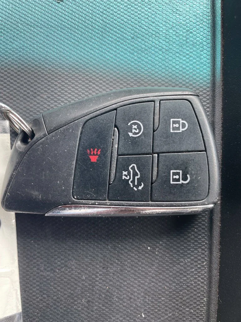 Used 2023 White Chevrolet LT image 18