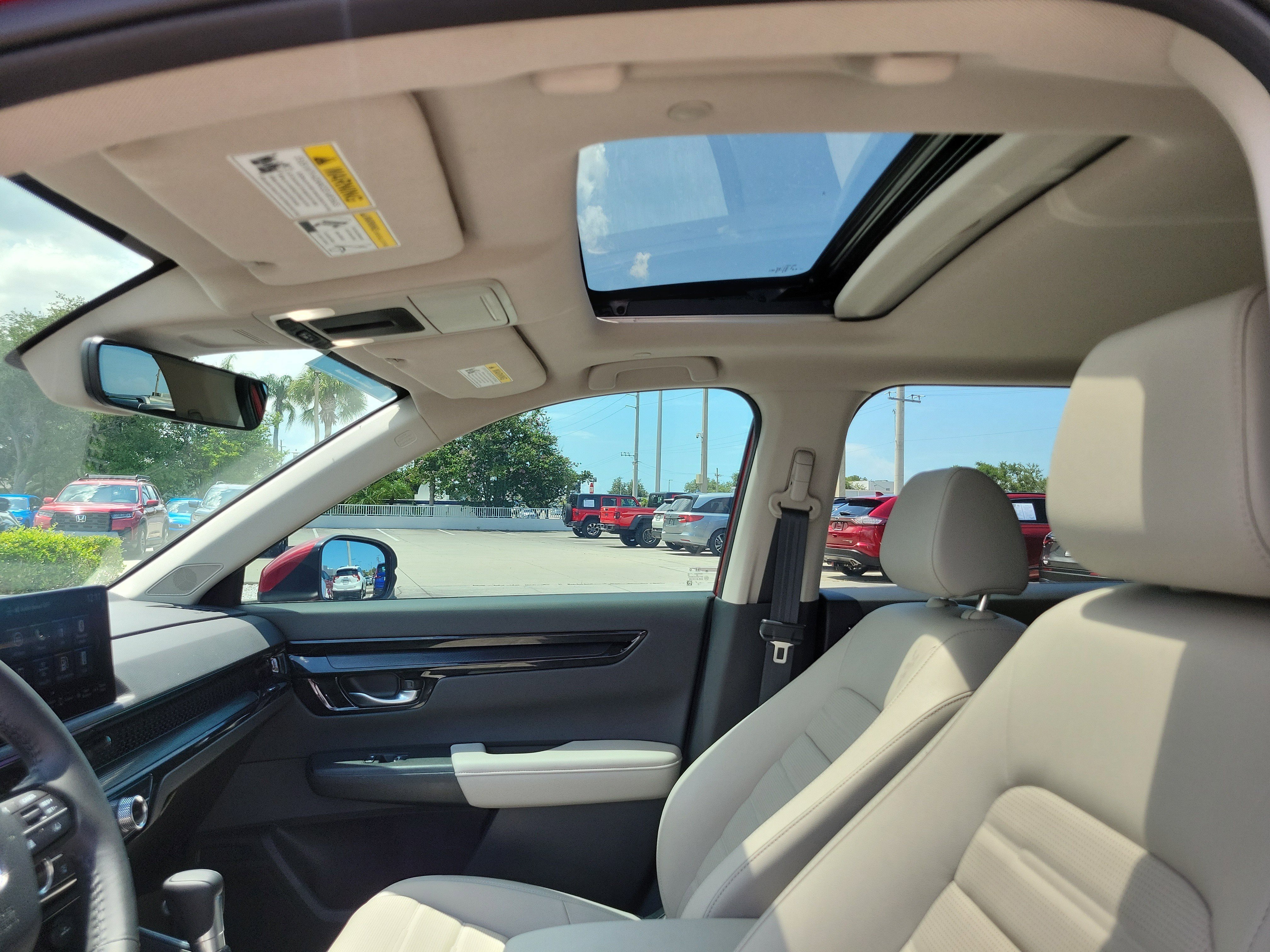 Used 2025 Red Honda EX-L image 18