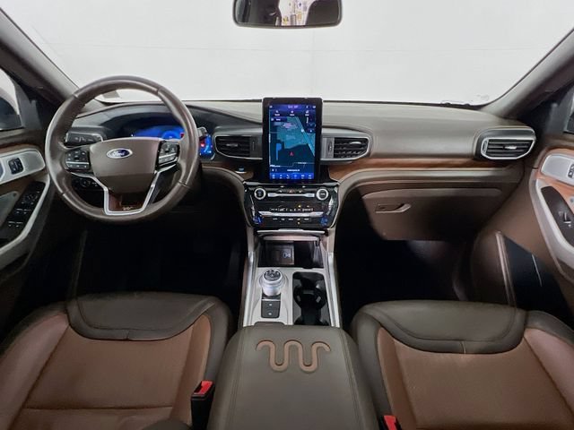 Used 2022 White Ford King Ranch image 25