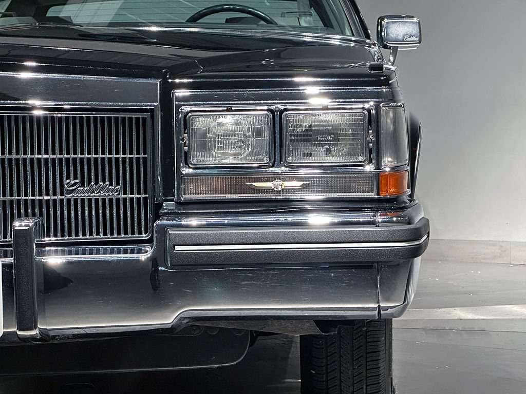 Used 1984 Black Cadillac NA image 4