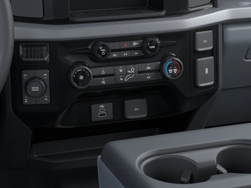 New 2026 Oxford White Ford F-250® XL image 15