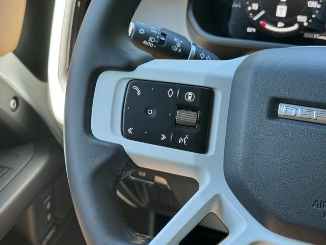 New 2026 Fuji White LAND ROVER X-Dynamic SE image 27