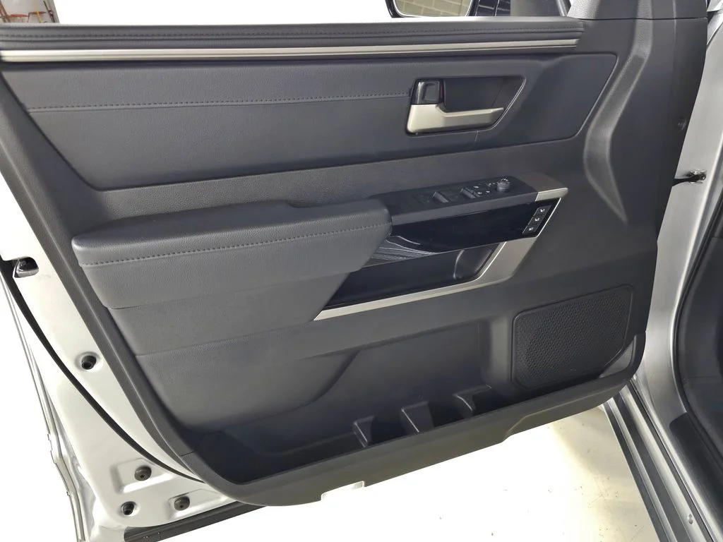 2024 Toyota Tundra Limited - Photo 15